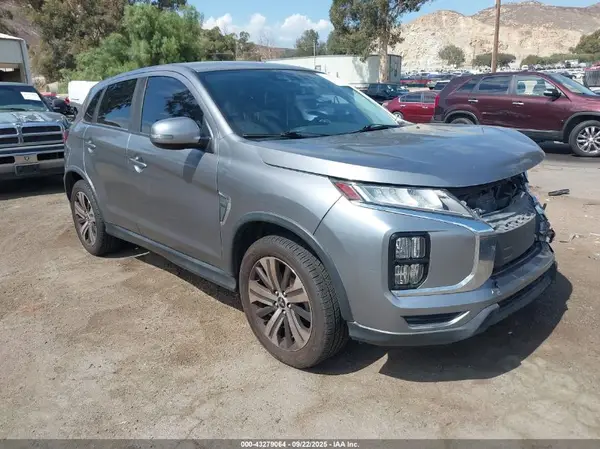JA4AR3AU7LU003658 2020 MITSUBISHI OUTLANDER - Image 1