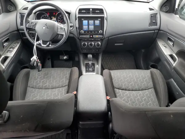 JA4AR3AU7LU013493 2020 MITSUBISHI OUTLANDER - Image 8
