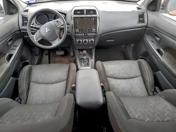 JA4AR3AU7LU013641 2020 MITSUBISHI OUTLANDER - Image 8