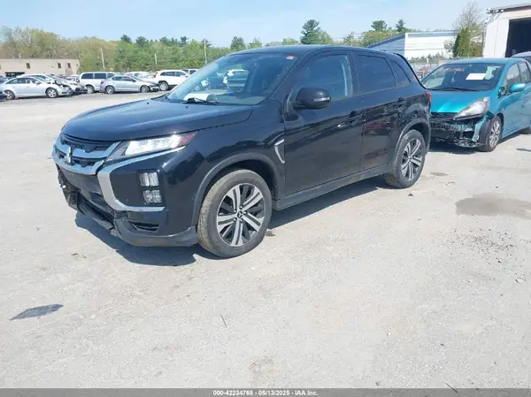 JA4AR3AU7LU014515 2020 MITSUBISHI OUTLANDER - Image 2