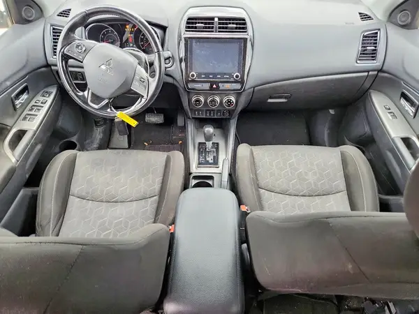 JA4AR3AU7LU019360 2020 MITSUBISHI OUTLANDER - Image 8