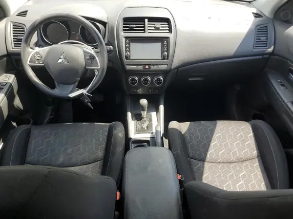 JA4AR3AU7LU023280 2020 MITSUBISHI OUTLANDER - Image 8