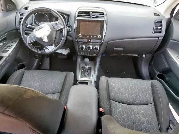 JA4AR3AU7LU024090 2020 MITSUBISHI OUTLANDER - Image 8