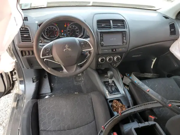 JA4AR3AU7LU027538 2020 MITSUBISHI OUTLANDER - Image 8