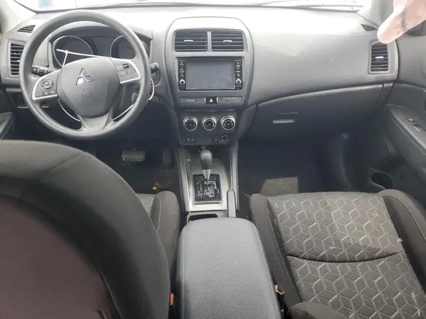 JA4AR3AU7LU028849 2020 MITSUBISHI OUTLANDER - Image 8