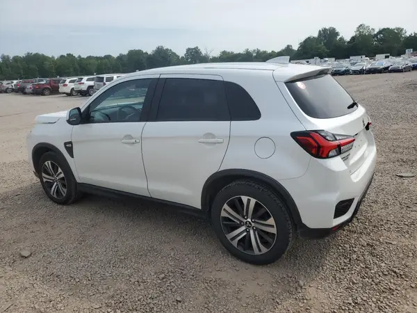 JA4AR3AU7LU028897 2020 MITSUBISHI OUTLANDER - Image 2