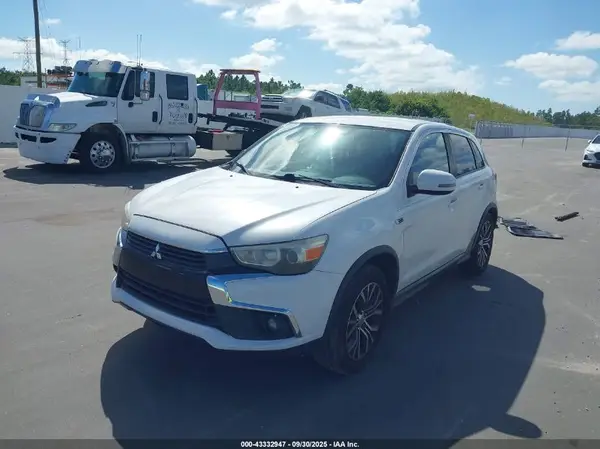 JA4AR3AU8GZ030019 2016 MITSUBISHI OUTLANDER - Image 2
