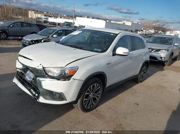 JA4AR3AU8GZ034216 2016 MITSUBISHI OUTLANDER - Image 2