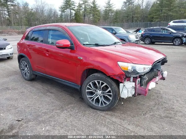 JA4AR3AU8HZ015974 2017 MITSUBISHI OUTLANDER - Image 1