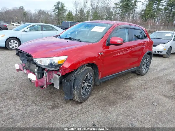 JA4AR3AU8HZ015974 2017 MITSUBISHI OUTLANDER - Image 2