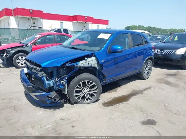 JA4AR3AU8HZ031897 2017 MITSUBISHI OUTLANDER - Image 2