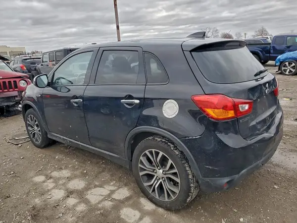 JA4AR3AU8HZ054502 2017 MITSUBISHI OUTLANDER - Image 2