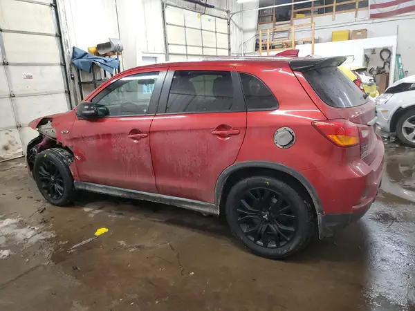 JA4AR3AU8JU004847 2018 MITSUBISHI OUTLANDER - Image 2