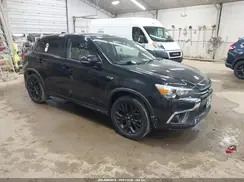 JA4AR3AU8JU015637 2018 MITSUBISHI OUTLANDER