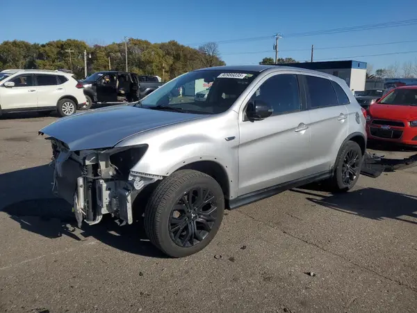 JA4AR3AU8JU016027 2018 MITSUBISHI OUTLANDER - Image 1
