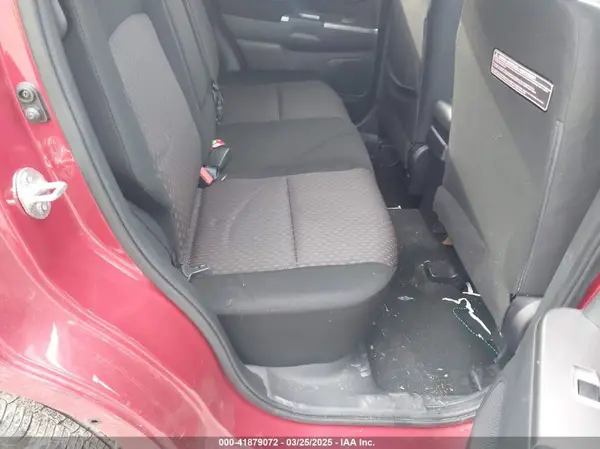 JA4AR3AU8JU016349 2018 MITSUBISHI OUTLANDER - Image 8