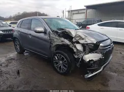 JA4AR3AU8JU016769 2018 MITSUBISHI OUTLANDER