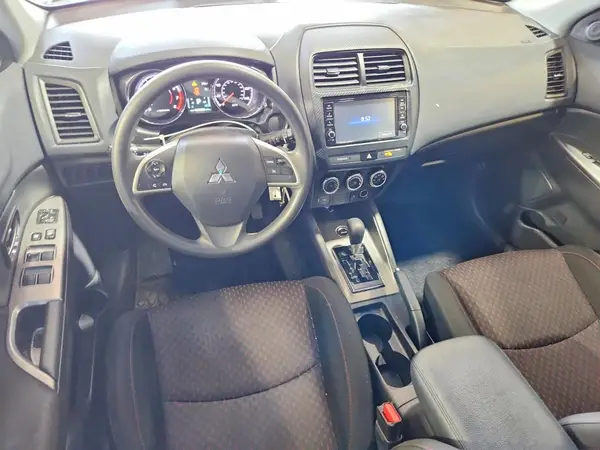 JA4AR3AU8JU021485 2018 MITSUBISHI OUTLANDER - Image 8