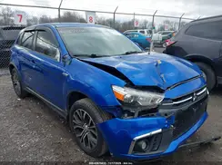 JA4AR3AU8JU022071 2018 MITSUBISHI OUTLANDER