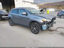JA4AR3AU8JZ003300 2018 MITSUBISHI OUTLANDER