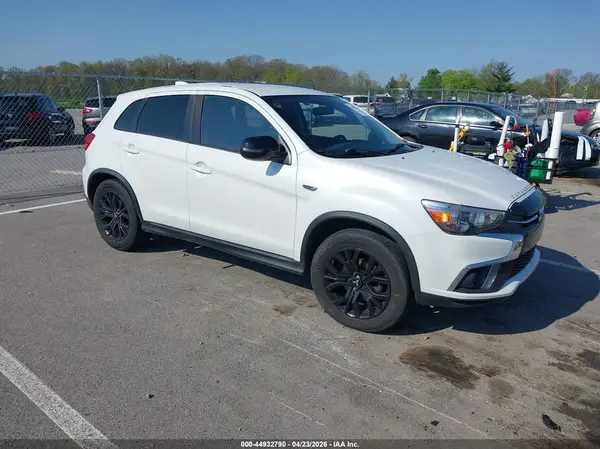 JA4AR3AU8JZ029704 2018 MITSUBISHI OUTLANDER - Image 1