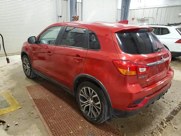 JA4AR3AU8JZ035972 2018 MITSUBISHI OUTLANDER - Image 2