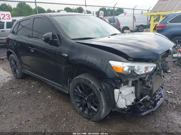 JA4AR3AU8KU009256 2019 MITSUBISHI OUTLANDER - Image 1