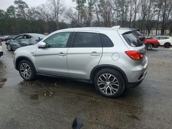 JA4AR3AU8KU012478 2019 MITSUBISHI OUTLANDER - Image 2