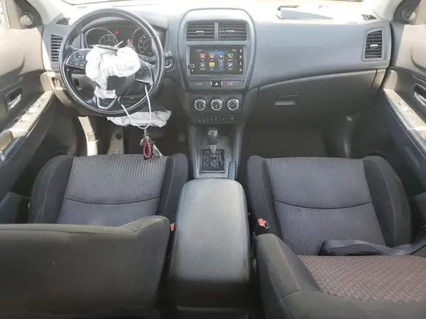 JA4AR3AU8KU013971 2019 MITSUBISHI OUTLANDER - Image 8