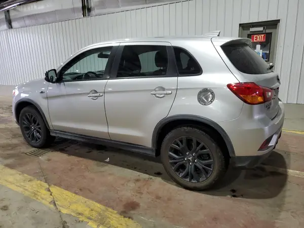 JA4AR3AU8KU014036 2019 MITSUBISHI OUTLANDER - Image 2