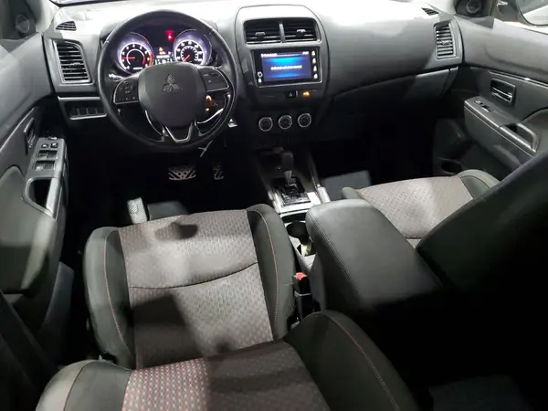 JA4AR3AU8KU014036 2019 MITSUBISHI OUTLANDER - Image 8