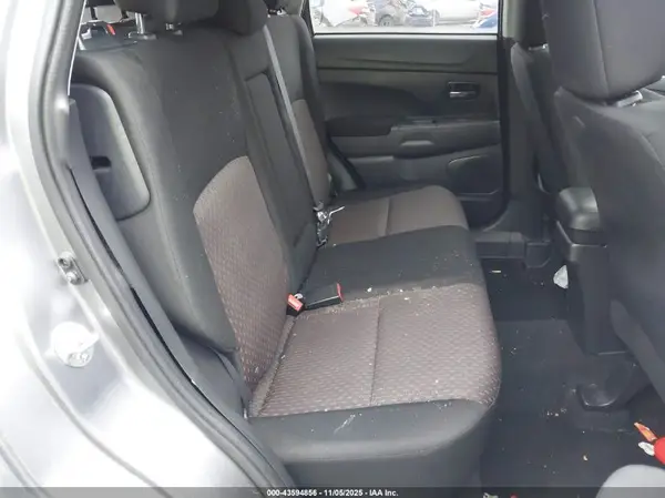 JA4AR3AU8KU017048 2019 MITSUBISHI OUTLANDER - Image 8