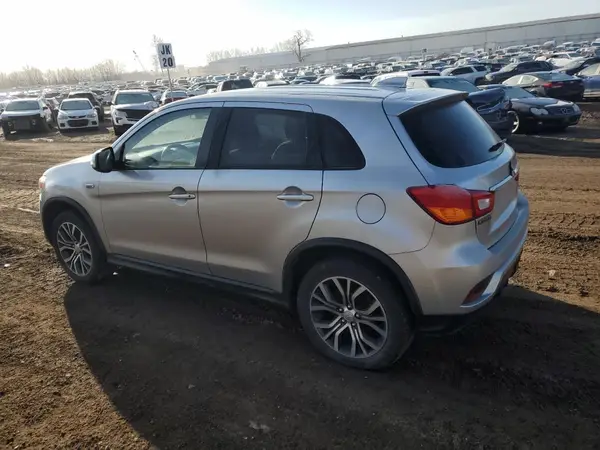 JA4AR3AU8KU022170 2019 MITSUBISHI OUTLANDER - Image 2