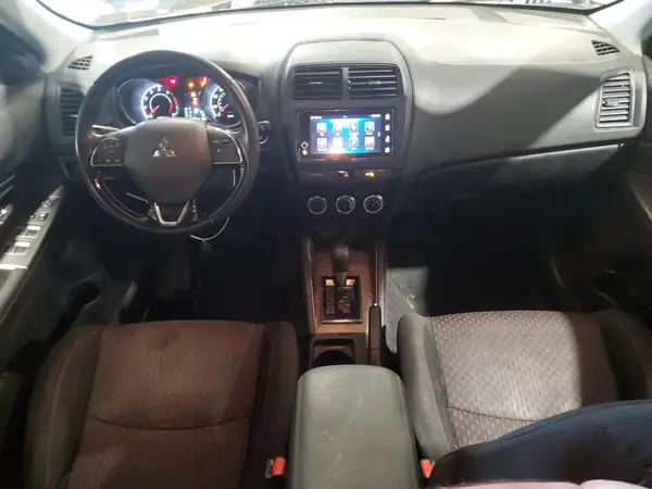 JA4AR3AU8KU026574 2019 MITSUBISHI OUTLANDER - Image 8
