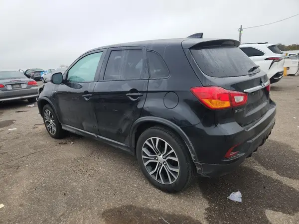 JA4AR3AU8KU027191 2019 MITSUBISHI OUTLANDER - Image 2