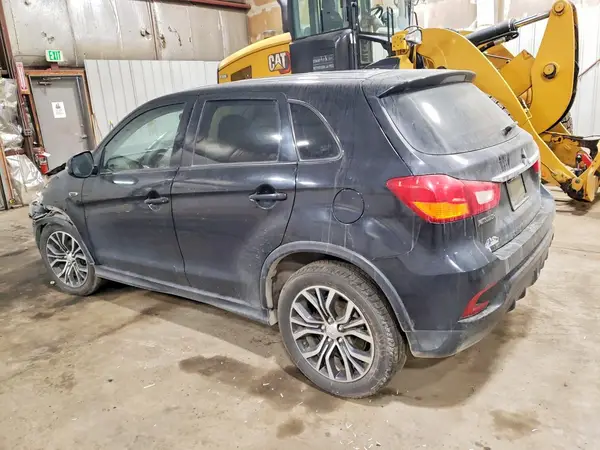 JA4AR3AU8KU027627 2019 MITSUBISHI OUTLANDER - Image 2
