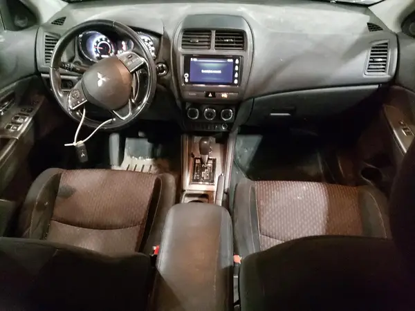 JA4AR3AU8KU027627 2019 MITSUBISHI OUTLANDER - Image 8