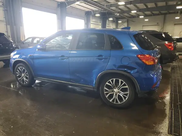 JA4AR3AU8KU028910 2019 MITSUBISHI OUTLANDER - Image 2