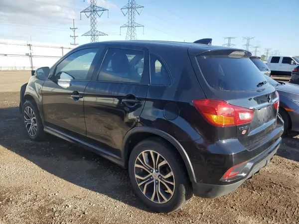 JA4AR3AU8KU031306 2019 MITSUBISHI OUTLANDER - Image 2