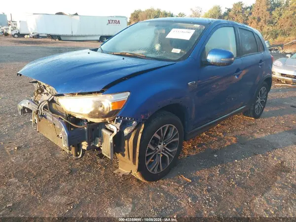 JA4AR3AU8KU033203 2019 MITSUBISHI OUTLANDER - Image 2