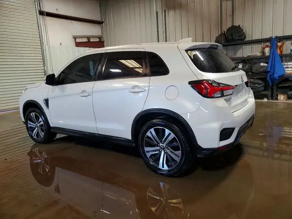 JA4AR3AU8LU012269 2020 MITSUBISHI OUTLANDER - Image 2