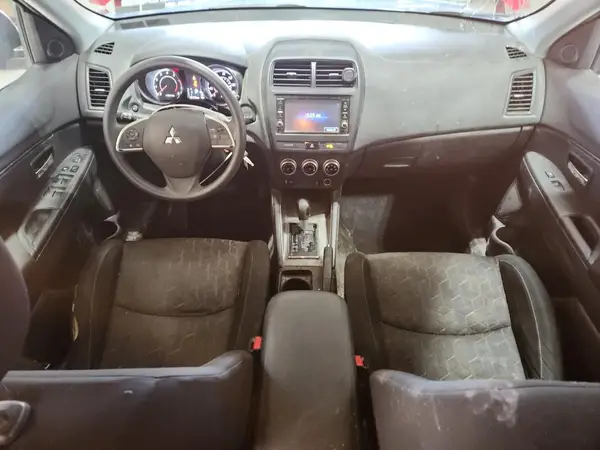 JA4AR3AU8LU015494 2020 MITSUBISHI OUTLANDER - Image 8