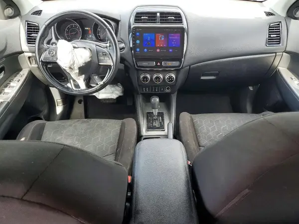 JA4AR3AU8LU019206 2020 MITSUBISHI OUTLANDER - Image 8