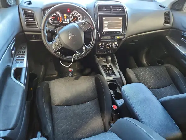 JA4AR3AU8LU023207 2020 MITSUBISHI OUTLANDER - Image 8