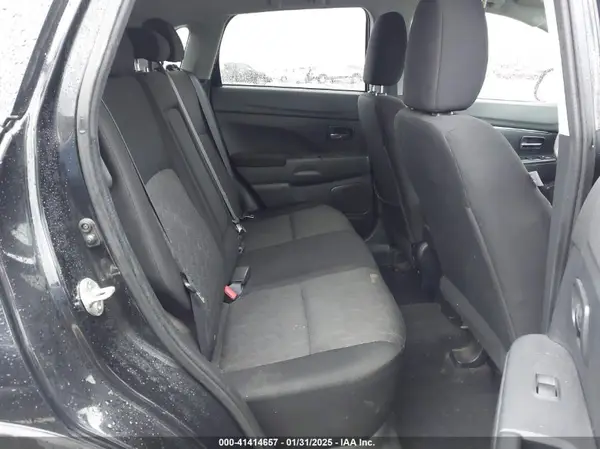 JA4AR3AU8LU026205 2020 MITSUBISHI OUTLANDER - Image 8