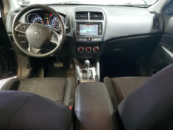 JA4AR3AU8LU026902 2020 MITSUBISHI OUTLANDER - Image 8