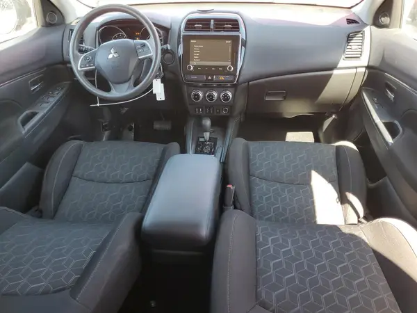 JA4AR3AU8LU030304 2020 MITSUBISHI OUTLANDER - Image 8