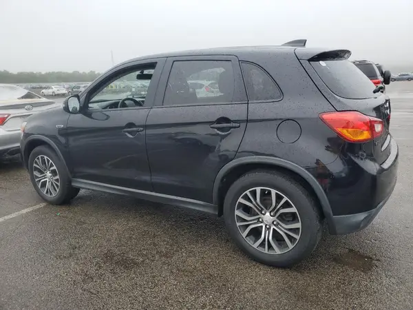 JA4AR3AU9HZ001968 2017 MITSUBISHI OUTLANDER - Image 2