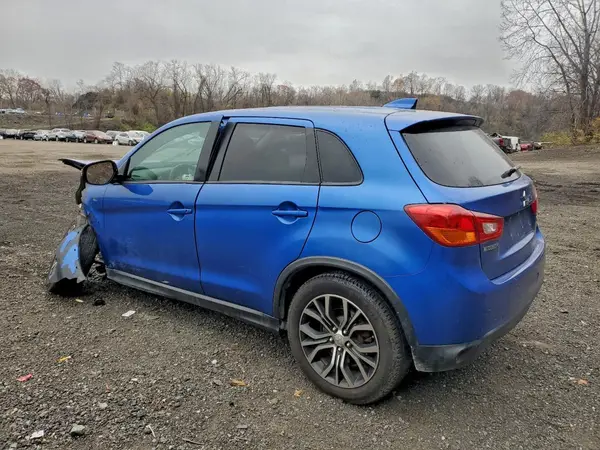JA4AR3AU9HZ006927 2017 MITSUBISHI OUTLANDER - Image 2