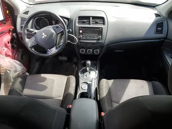 JA4AR3AU9HZ009732 2017 MITSUBISHI OUTLANDER - Image 8